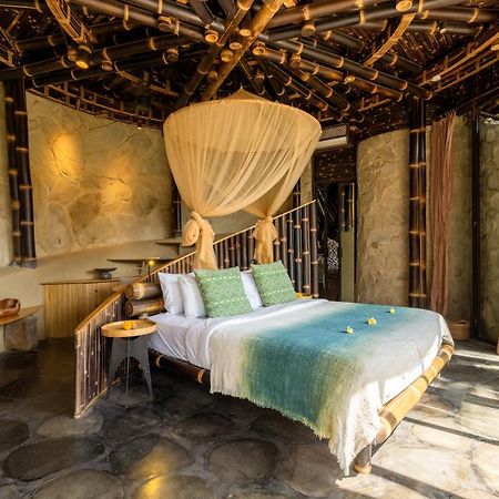 Eclipse House 4Bds Eco Bamboo House Pool Riverview Bringkit 외부 사진